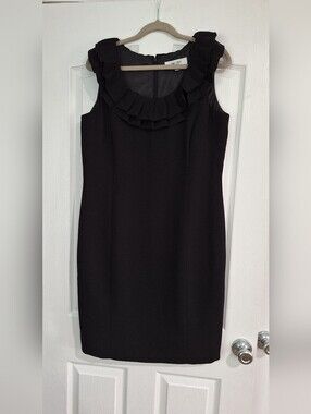 Jones Studio Black Ruffle-Neck Sleeveless Midi Dress